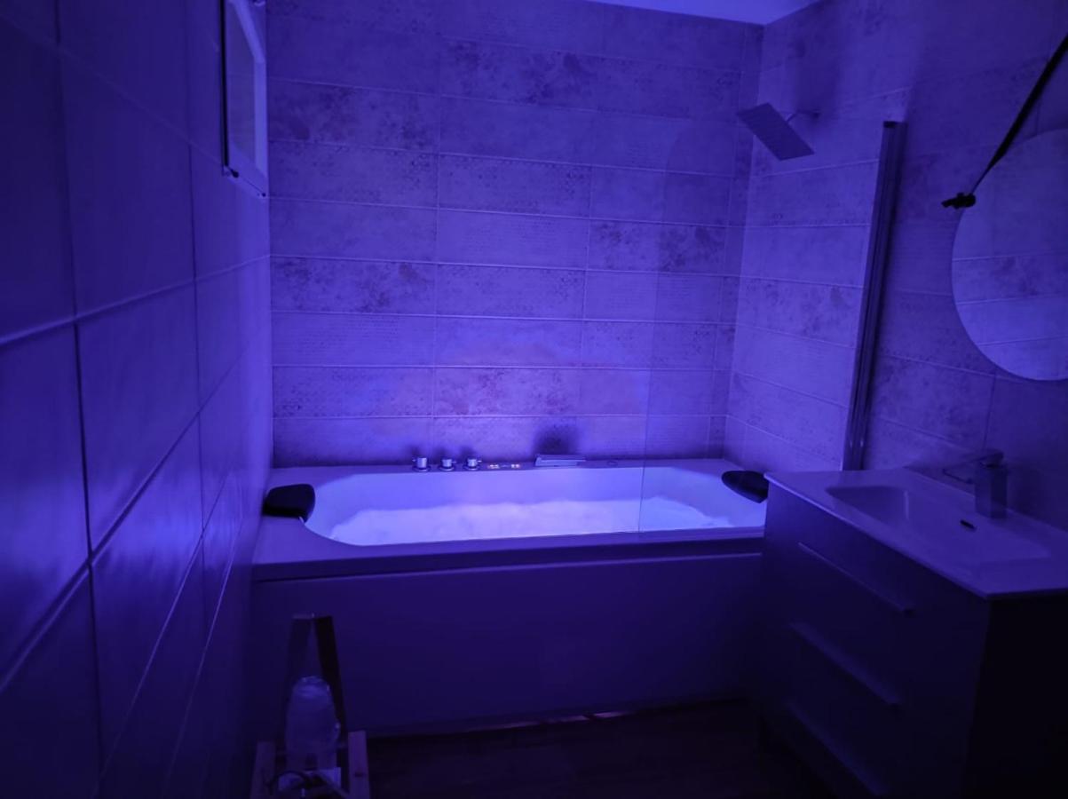 Hostal Restaurante La Mancha Ruidera Bagian luar foto
