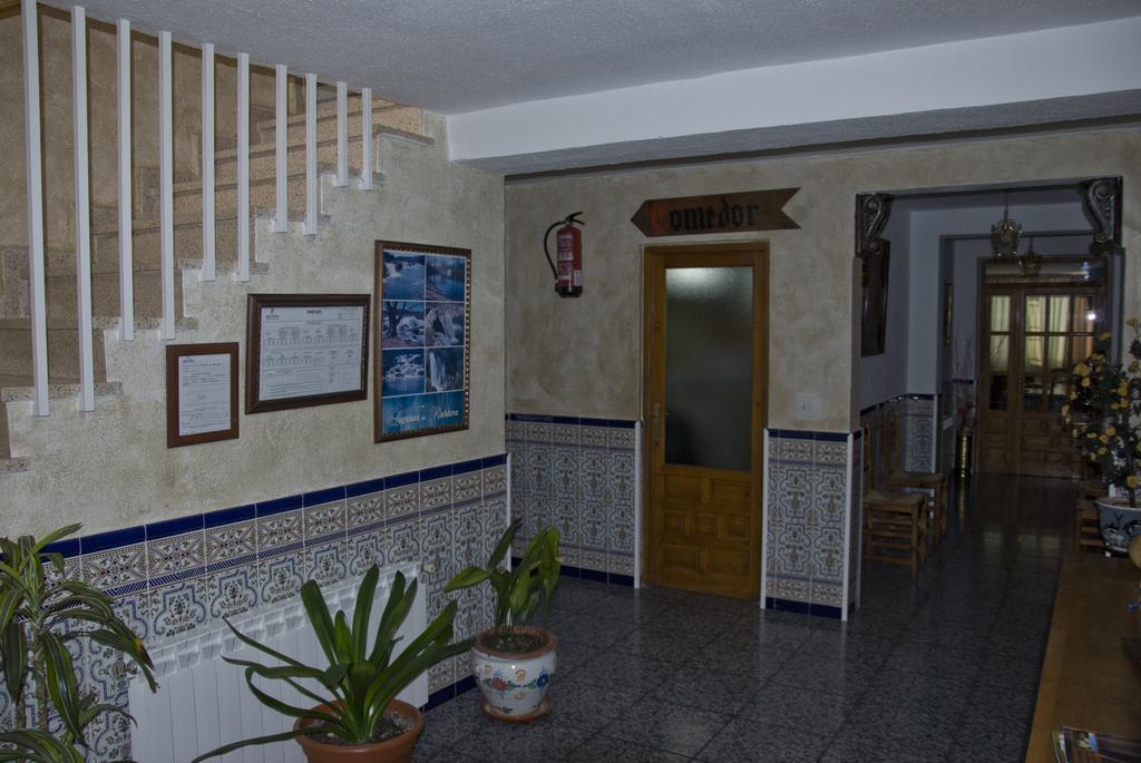 Hostal Restaurante La Mancha Ruidera Bagian luar foto