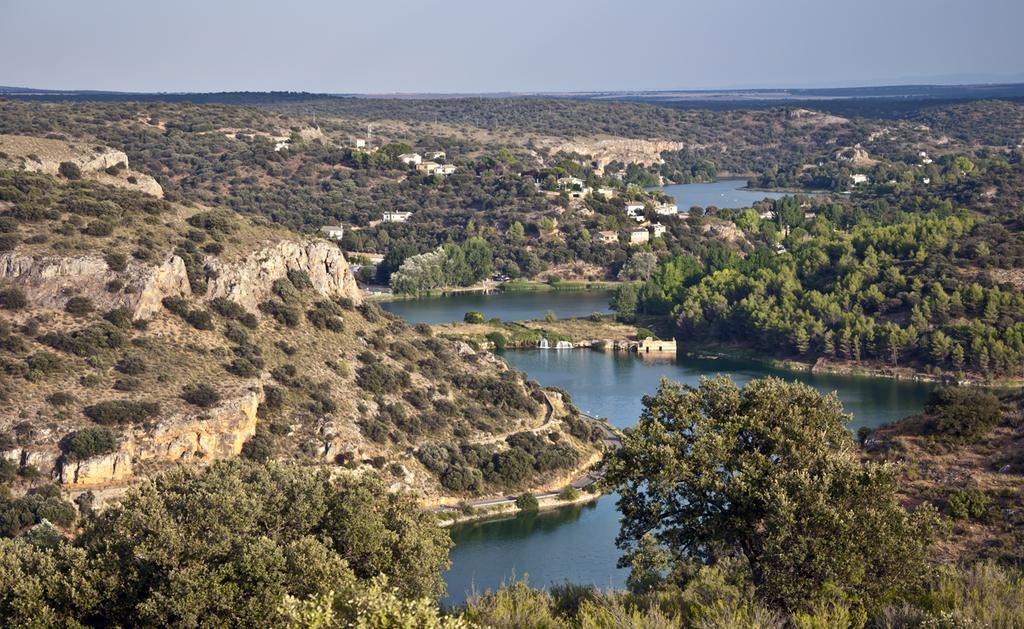 Hostal Restaurante La Mancha Ruidera Bagian luar foto